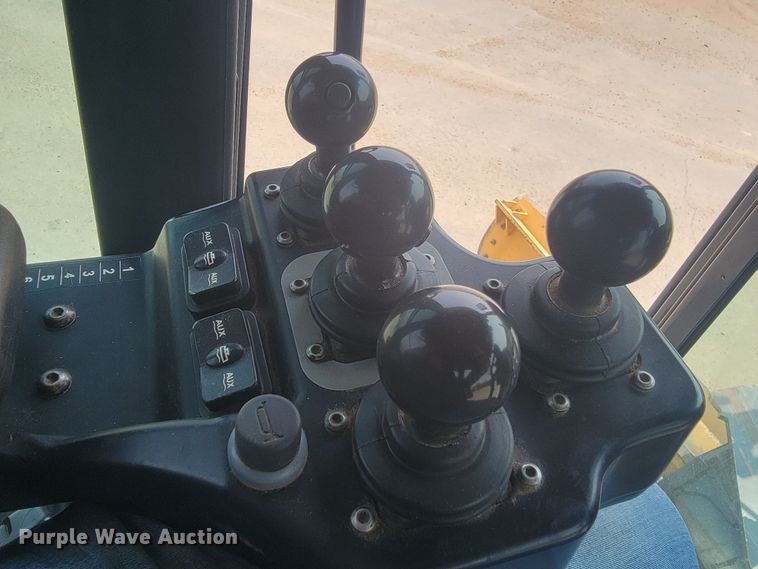 image for item ML9387 2016 John Deere 772GP  motor grader