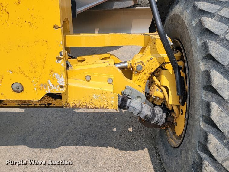 image for item ML9387 2016 John Deere 772GP  motor grader