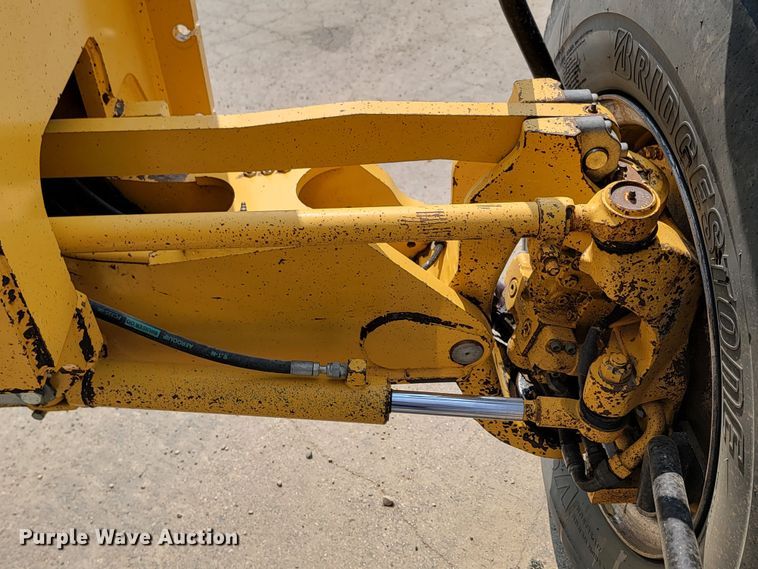 image for item ML9387 2016 John Deere 772GP  motor grader