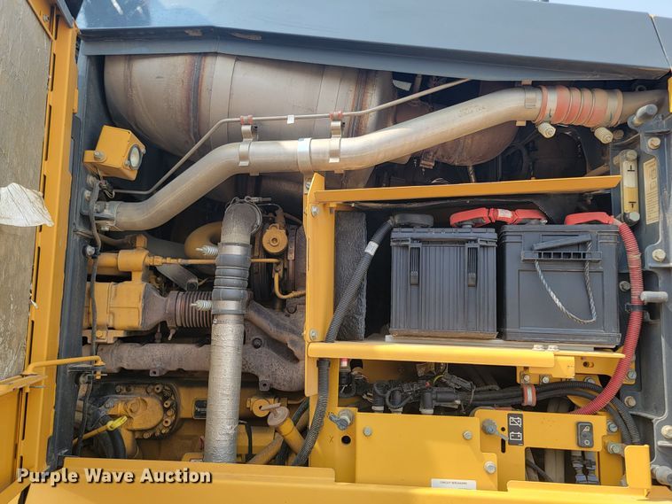 image for item ML9387 2016 John Deere 772GP  motor grader