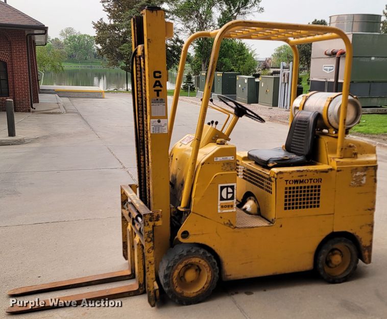 image for item ML9389 Towmotor 502SLP5024  forklift