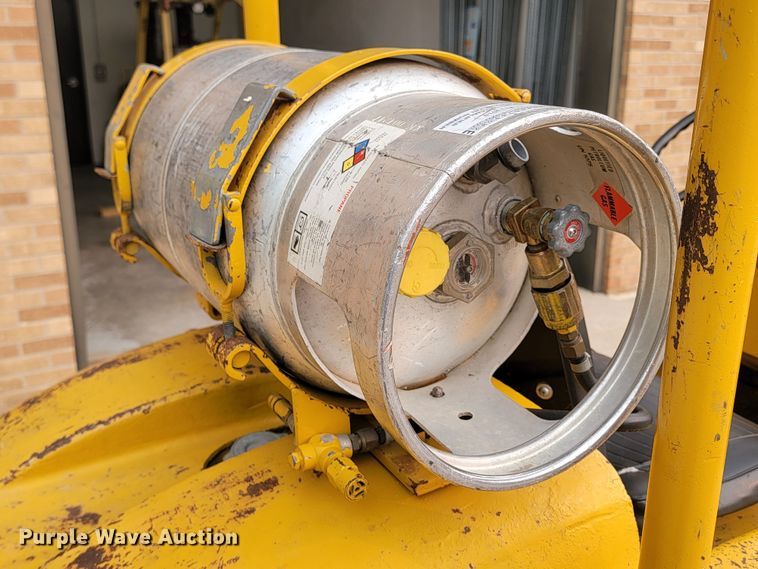 image for item ML9389 Towmotor 502SLP5024  forklift