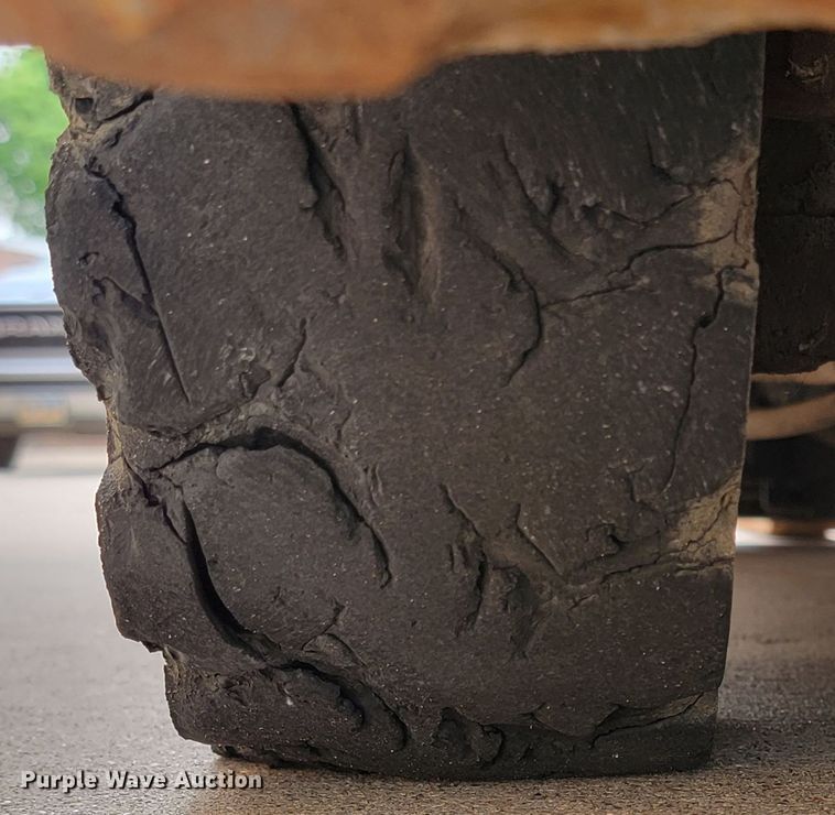 image for item ML9389 Towmotor 502SLP5024  forklift