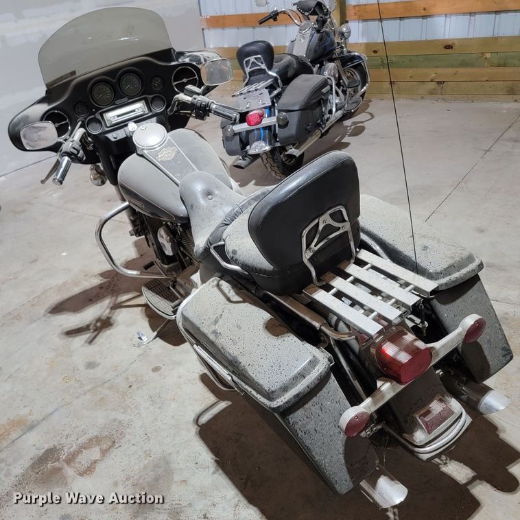 image for item ML9395 1998 Harley Davidson FLHT  motorcycle