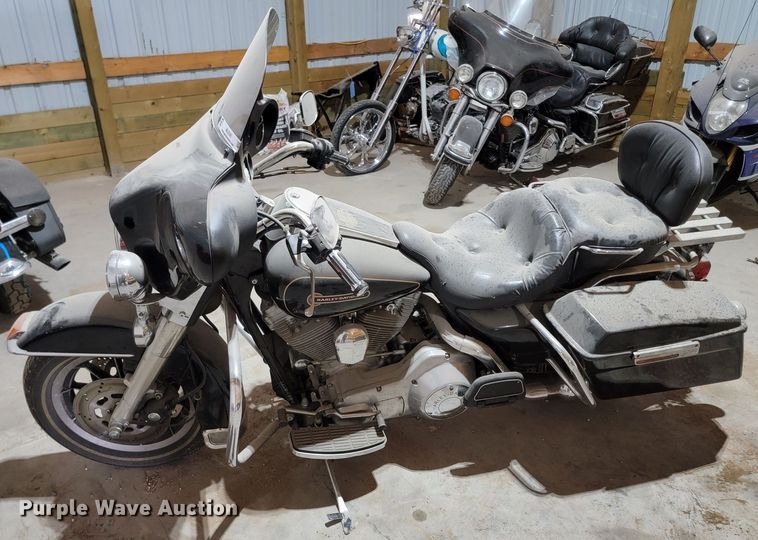 image for item ML9395 1998 Harley Davidson FLHT  motorcycle