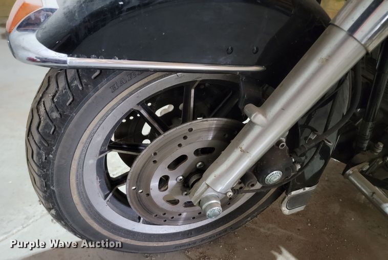 image for item ML9395 1998 Harley Davidson FLHT  motorcycle