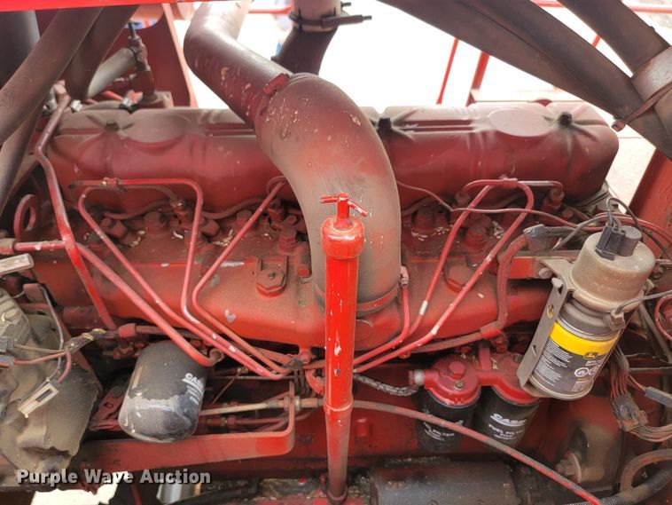 image for item ML9434 1981 International 1420 Axial-Flow  combine