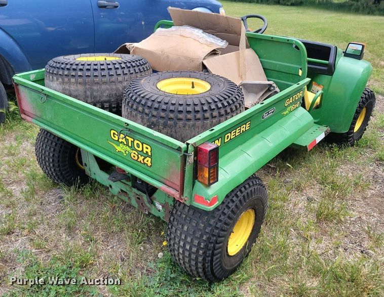 image for item ML9455 2001 John Deere Gator 6X4  utility vehicle