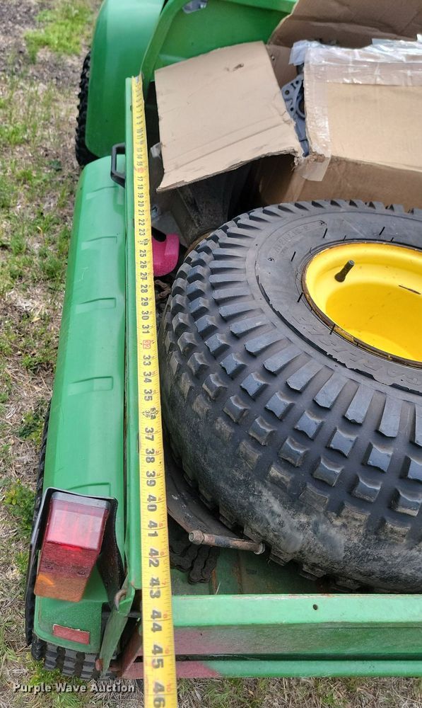 image for item ML9455 2001 John Deere Gator 6X4  utility vehicle