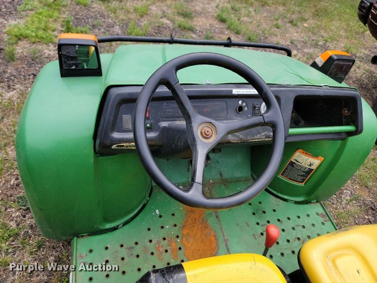 image for item ML9455 2001 John Deere Gator 6X4  utility vehicle