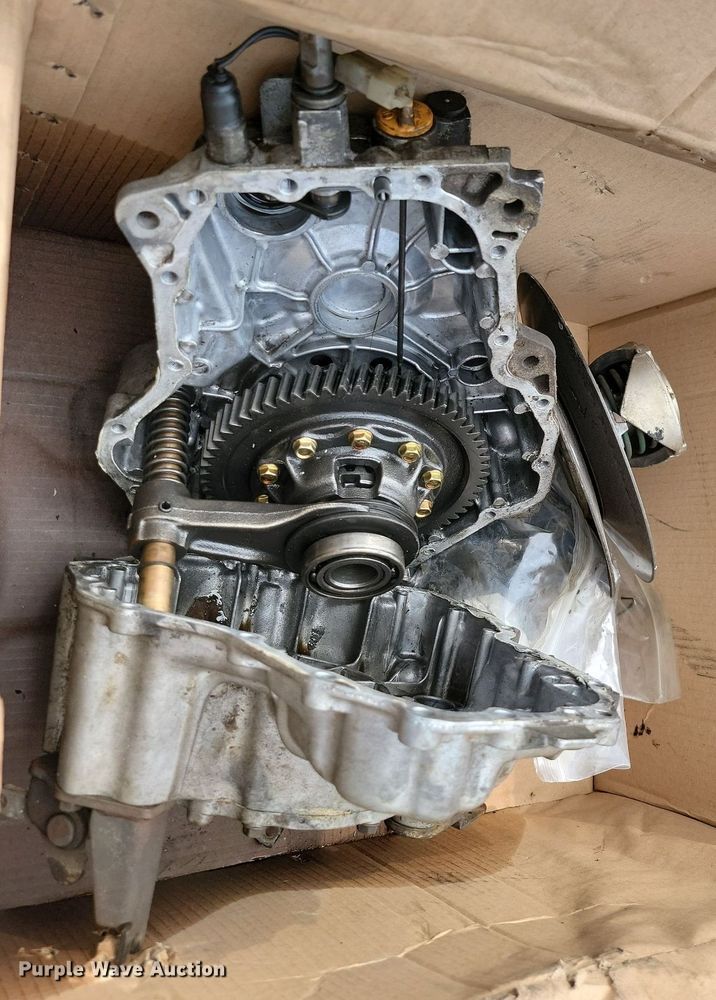 image for item ML9455 2001 John Deere Gator 6X4  utility vehicle