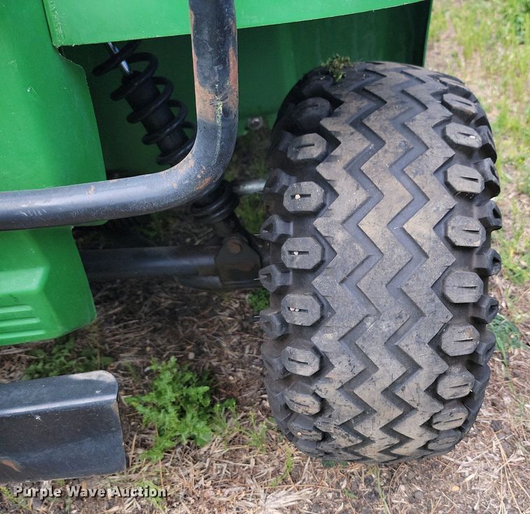 image for item ML9455 2001 John Deere Gator 6X4  utility vehicle