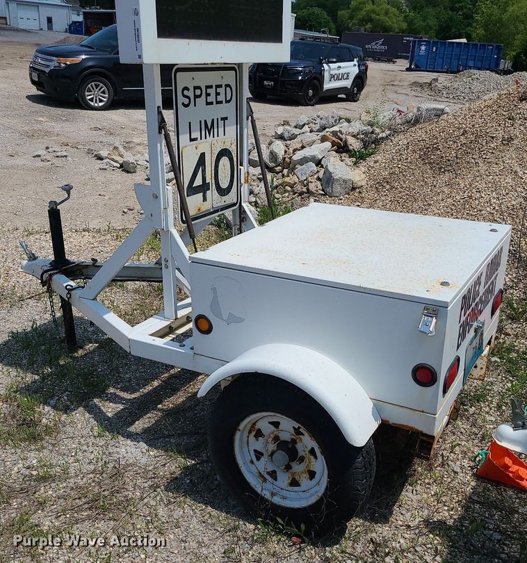 image for item MO9840 Radar speed sign trailer