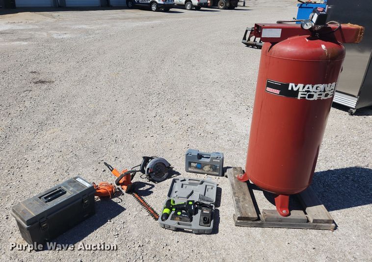 image for item MW9681 Tools