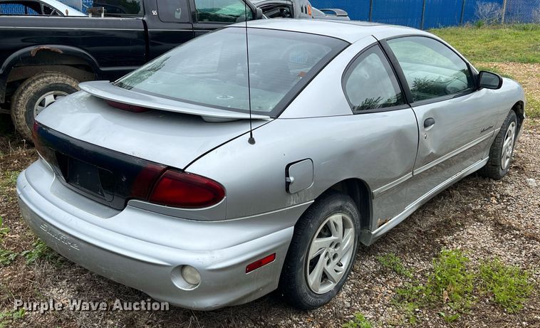 image for item MY9791 2000 Pontiac Sunfire