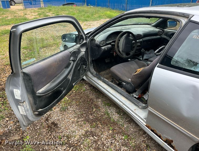 image for item MY9791 2000 Pontiac Sunfire