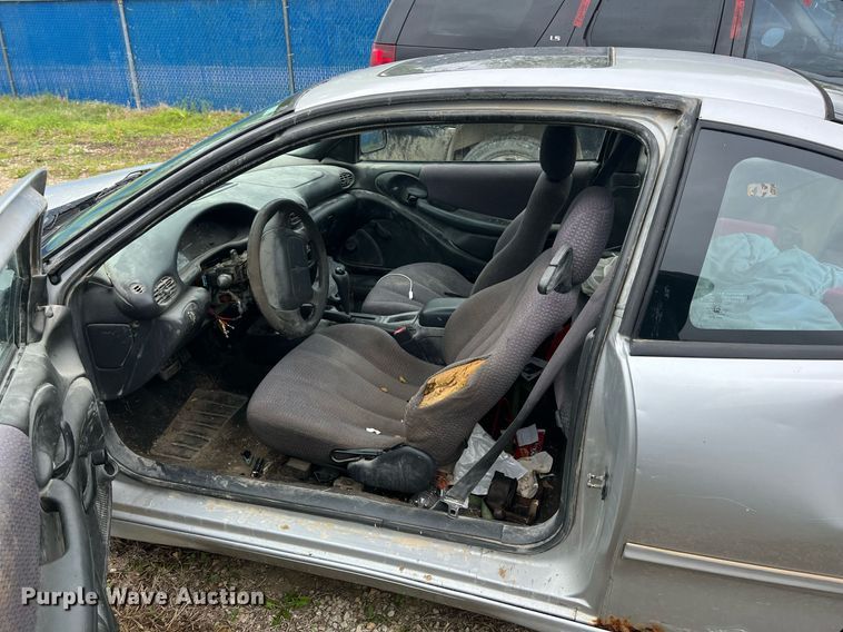 image for item MY9791 2000 Pontiac Sunfire