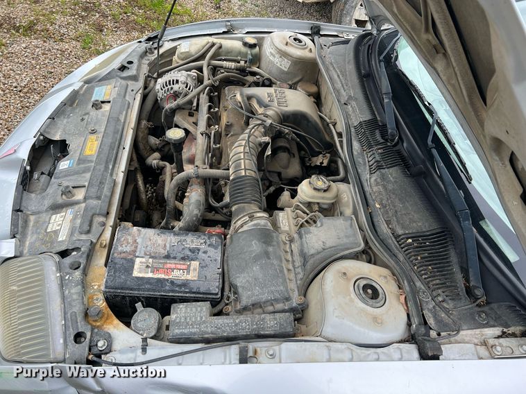 image for item MY9791 2000 Pontiac Sunfire