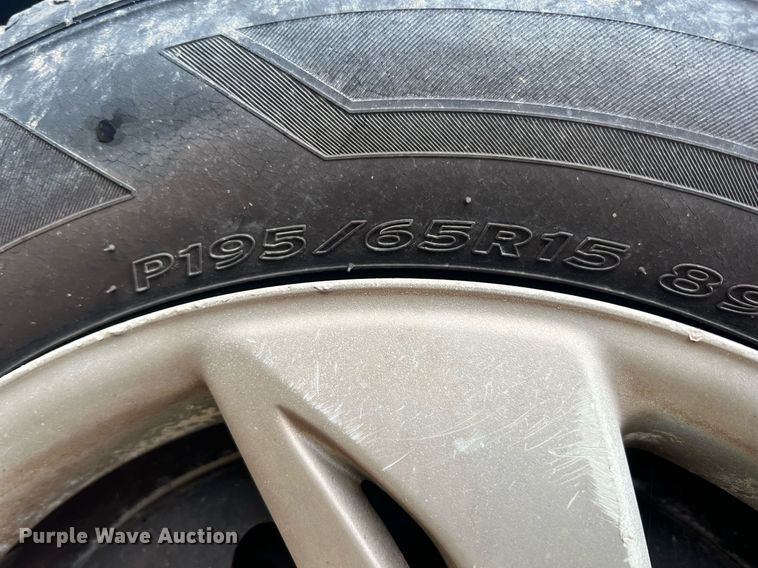 image for item MY9791 2000 Pontiac Sunfire