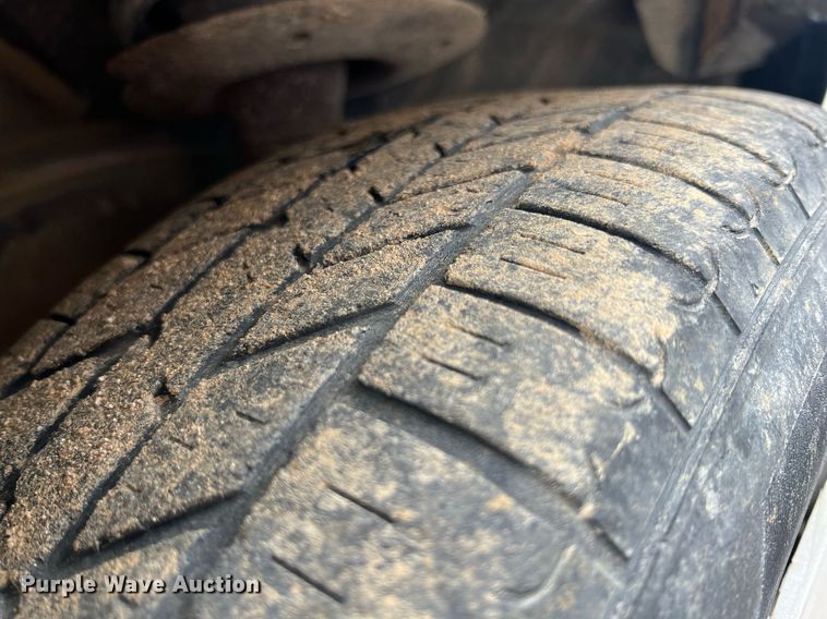 image for item MY9791 2000 Pontiac Sunfire