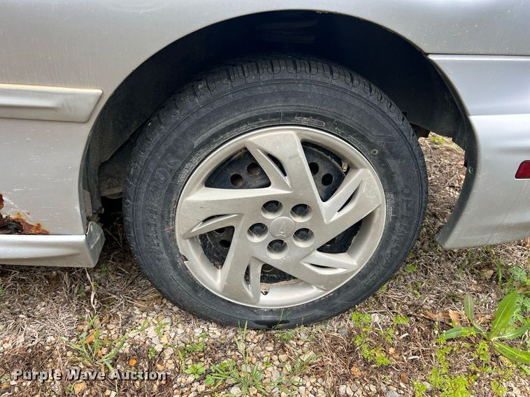 image for item MY9791 2000 Pontiac Sunfire