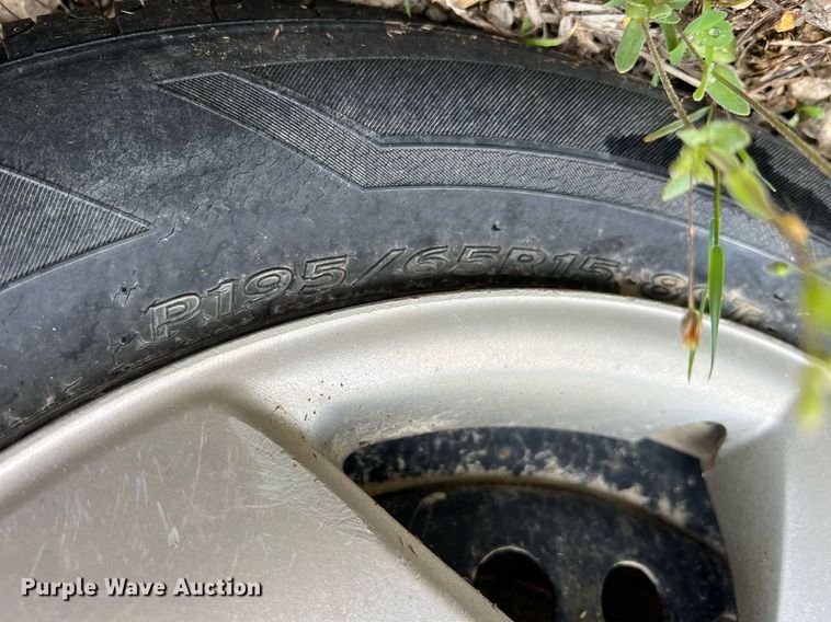 image for item MY9791 2000 Pontiac Sunfire