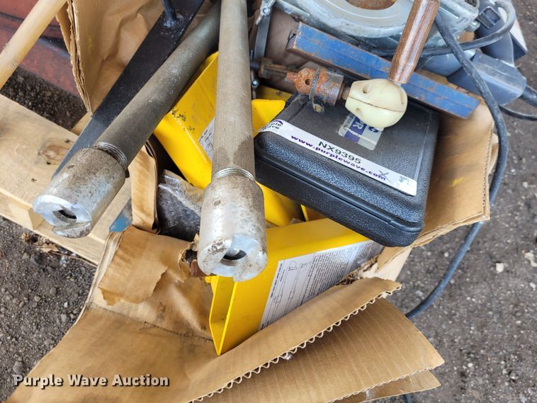 image for item NX9395 Tools