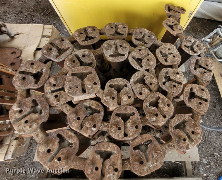 image for item NX9401 Skid steer tracks