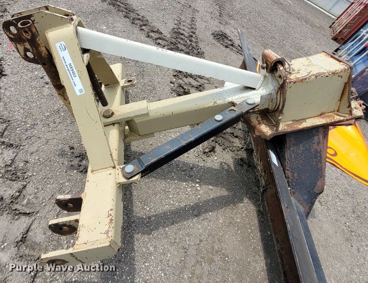 image for item NX9403 Land Pride RB3596  8' W three point blade