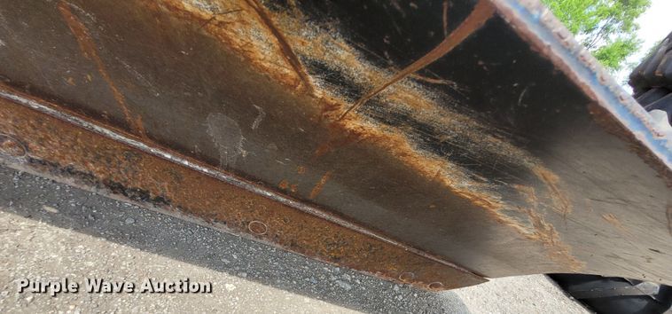 image for item NX9403 Land Pride RB3596  8' W three point blade