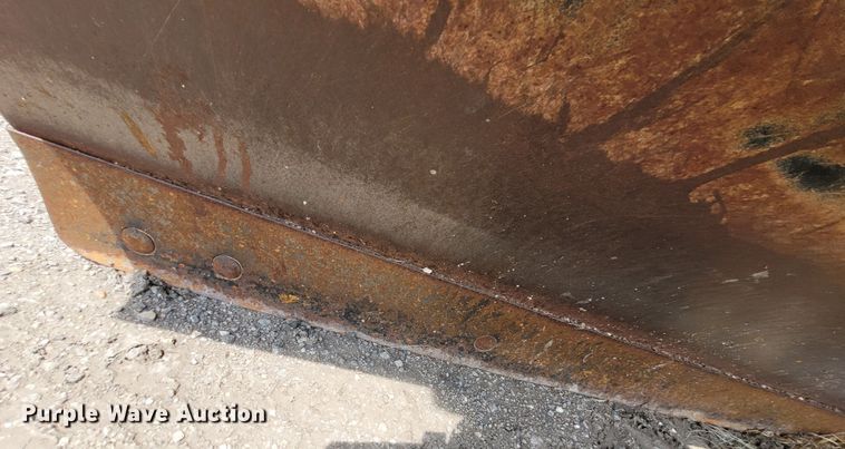 image for item NX9403 Land Pride RB3596  8' W three point blade