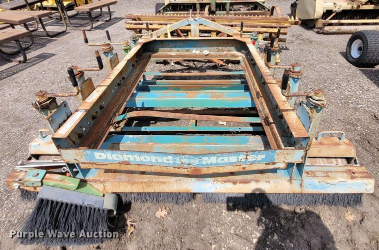 image for item NX9414 Bannerman  Diamond Master BDM6  top dresser