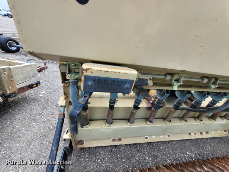 image for item NX9415 (2) Land Pride OS1572 overseeders