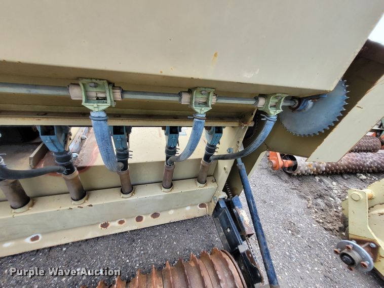 image for item NX9415 (2) Land Pride OS1572 overseeders