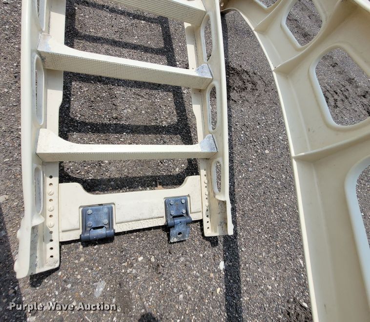 image for item NX9419 Diving board