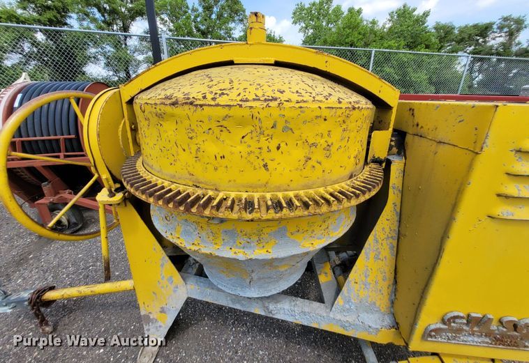 Gilson cement mixer in Manhattan, KS Item NX9421 for sale Purple Wave