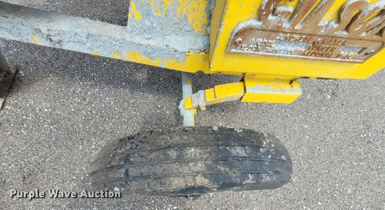 image for item NX9421 Gilson  cement mixer