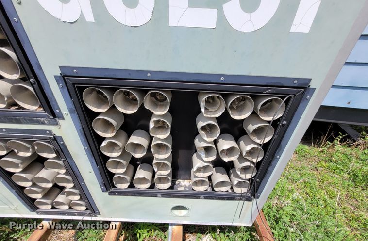 image for item NX9423 Fair Play score board trailer