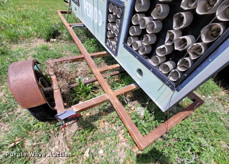 image for item NX9423 Fair Play score board trailer