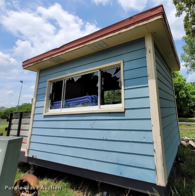 image for item NX9424 Storage building