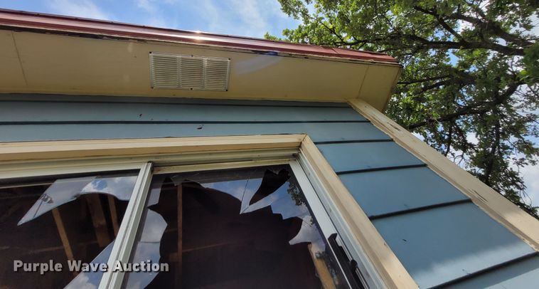 image for item NX9424 Storage building