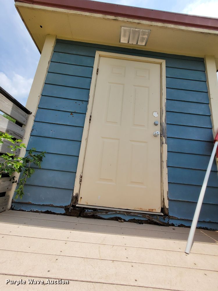 image for item NX9424 Storage building