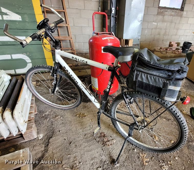 image for item NX9435 Sporting goods