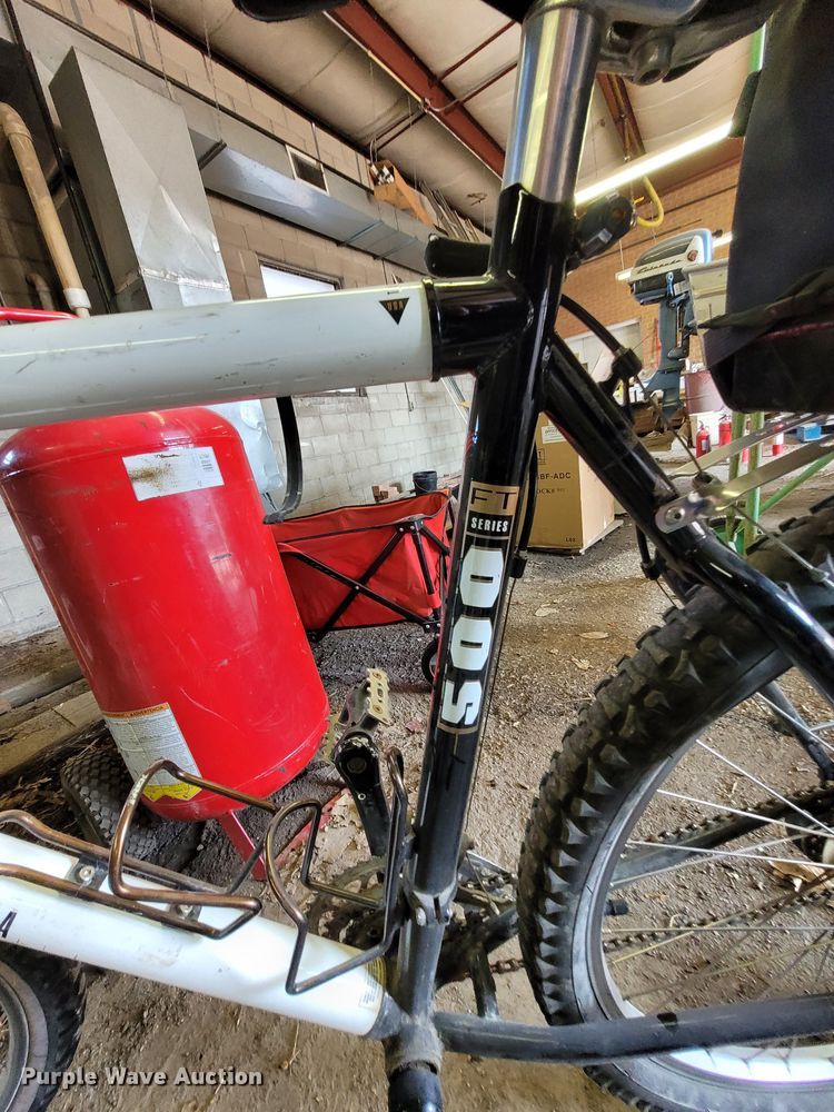 image for item NX9435 Sporting goods