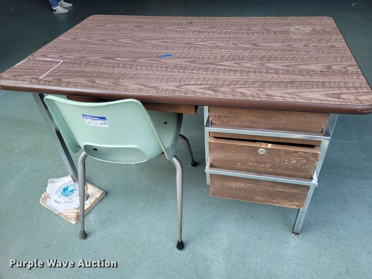 image for item NX9517 Office supplies and equipment