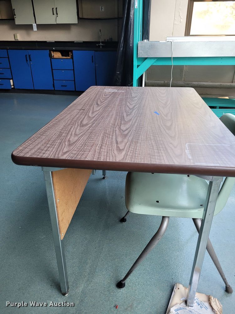 image for item NX9517 Office supplies and equipment