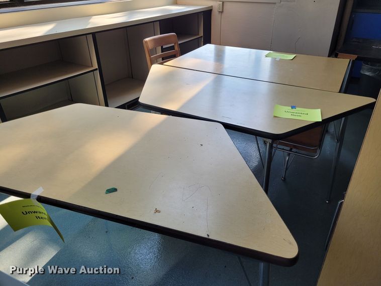 image for item NX9518 Office supplies and equipment