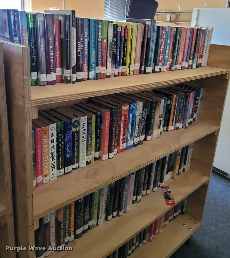 image for item NX9528 Approximately 5,000 library books