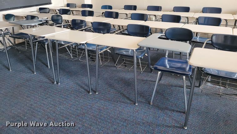 image for item NX9534 (29) student desks
