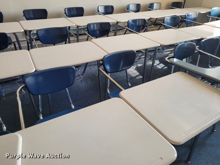 image for item NX9534 (29) student desks